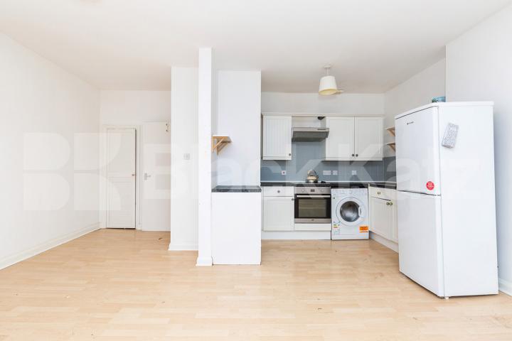 Large 1 bedroom in the heart of Hackney close to amenities and green spaces  Mare Street , Hackney / London fields 